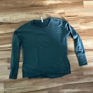 ☆ athleta crewneck pullover ☆